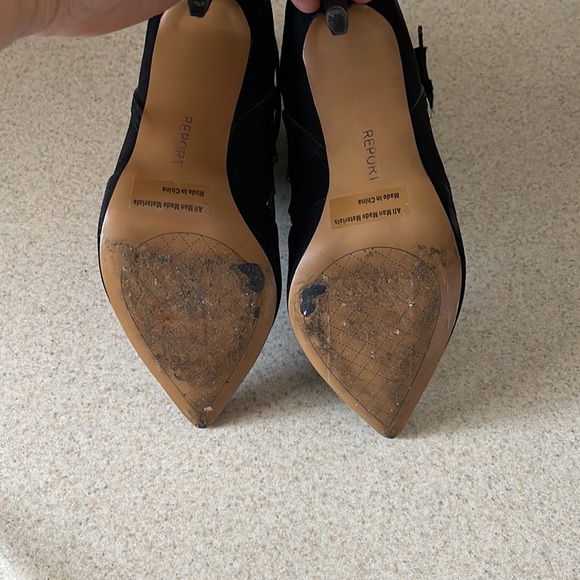 3 For $12 Womens Report Heels - Picture 12 of 13